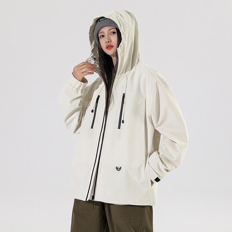Spring & Autumn Unisex Windproof Mountaineering Jacket - Trendy, Loose-Fit, Water-Repellent Outdoor Windbreaker