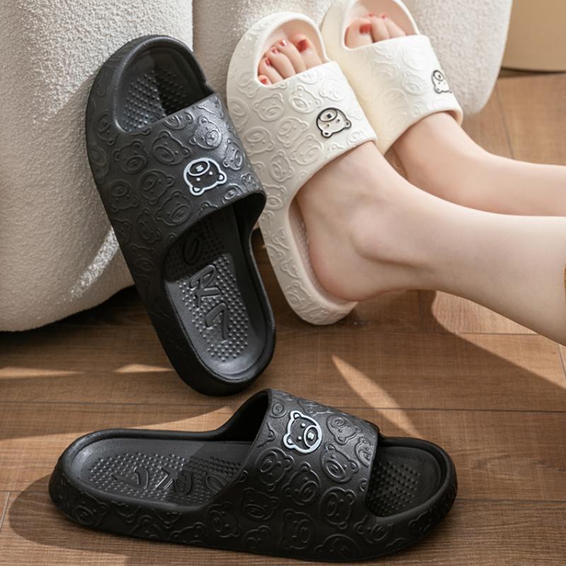 Unisex EVA Bear Pattern Slippers Indoor Non-slip Soft Sole Bathroom Slides Beach Holiday Platform Slippers for Couples Pantuflas