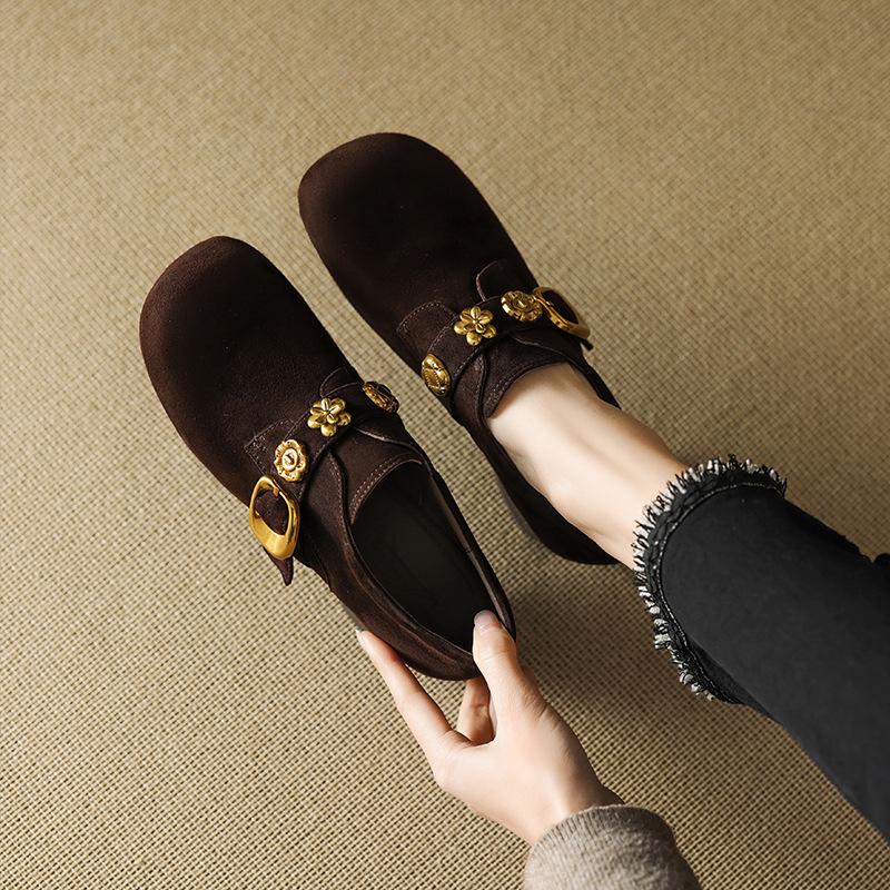 Huge and beautiful~! Frosted retro gold buckle thick heel loafer single shoes women's middle heel grandma shoes