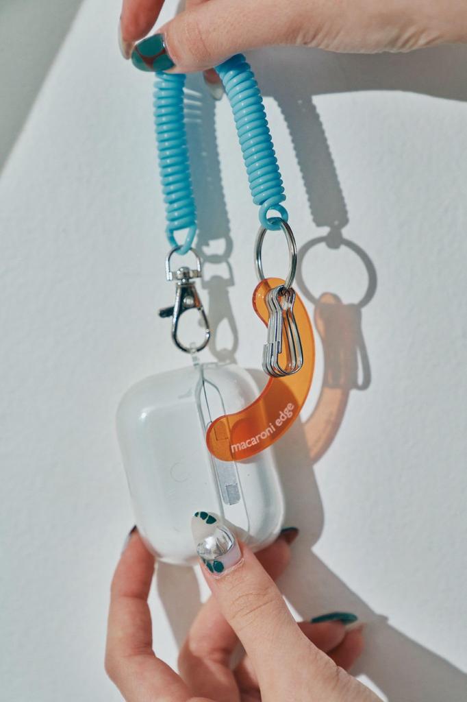 Macaroni Edge Coil Key Charm, Acrylic Charm, Clear Key Ring, Bag Charm, Colorful, Cute, Korean Goods, Gift (Blue)