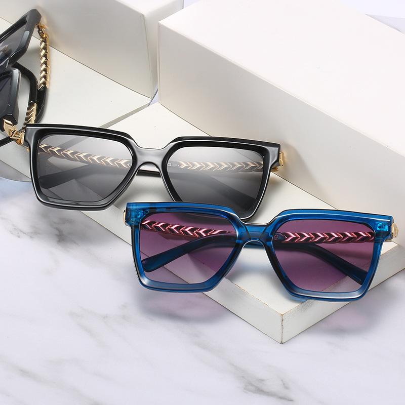 Spring And Summer Warm Color Generous Frame Glasses European And American Personalized Metal Square Sunglasses Women'S Versatile Multi-Color Glasses