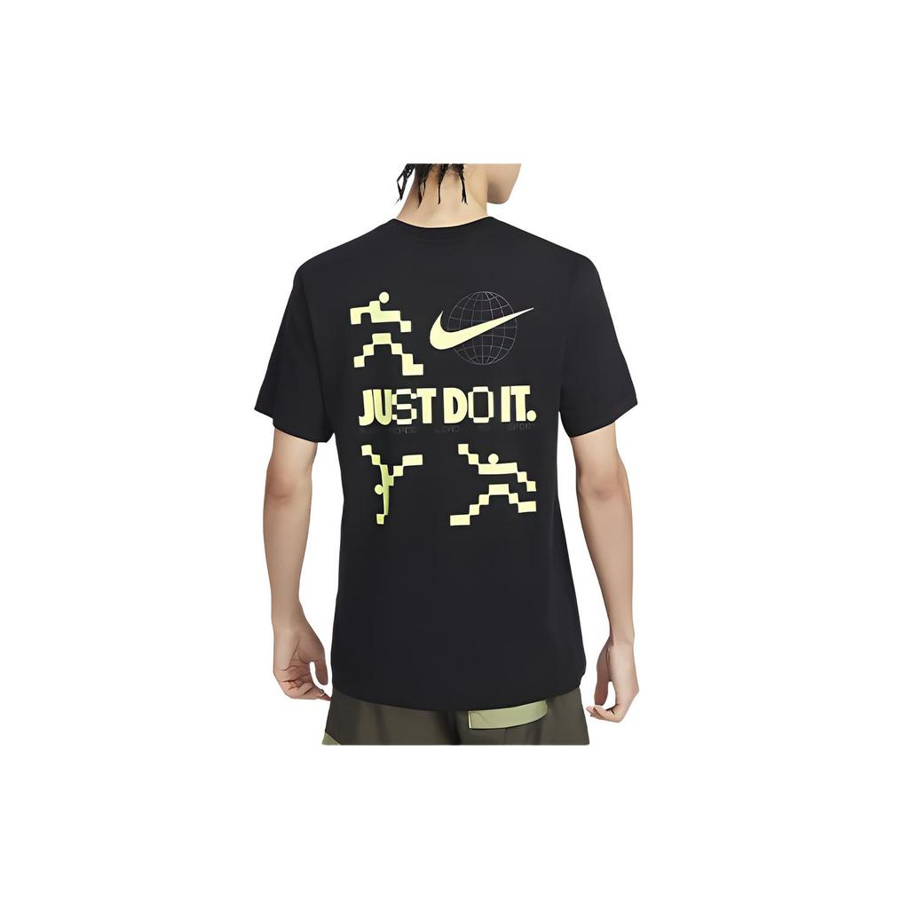 Nike T Shirts Men's Black Crew Neck Moderate Straight Fit FV3766-010