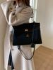 2025 Women's High-End Retro Matte Platinum Handbag: Trendy, Large Capacity Niche Underarm Commute Bag