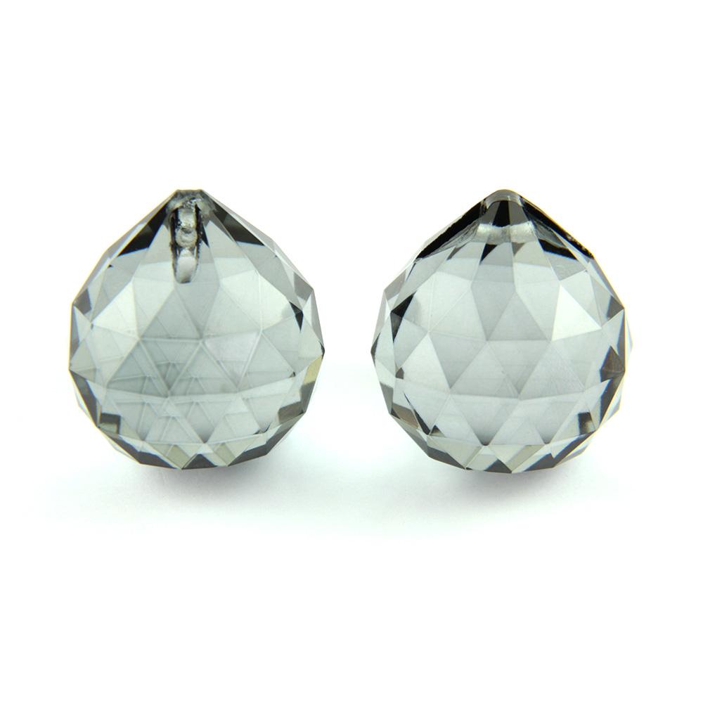 Boules suspendues en cristal K9 de différentes couleurs 15 mm/20 mm/30 mm/40 mm Prismes en verre Boules facettées Feng Shui Décoration d'arbre de mariage de fête d'hôtel