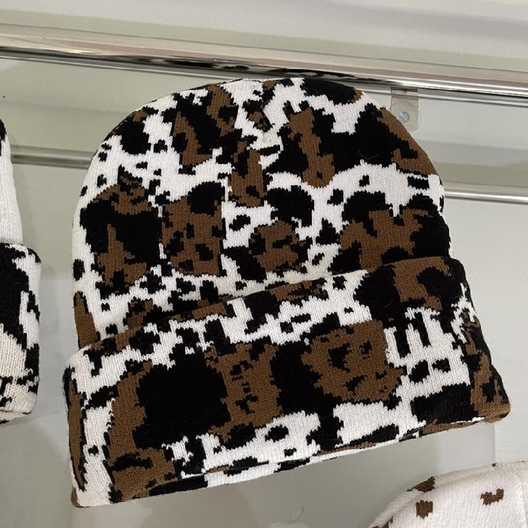 Halloween Knitting Cow Pattern Soft Unisex Hat Adult Outdoors for Ski Cycling