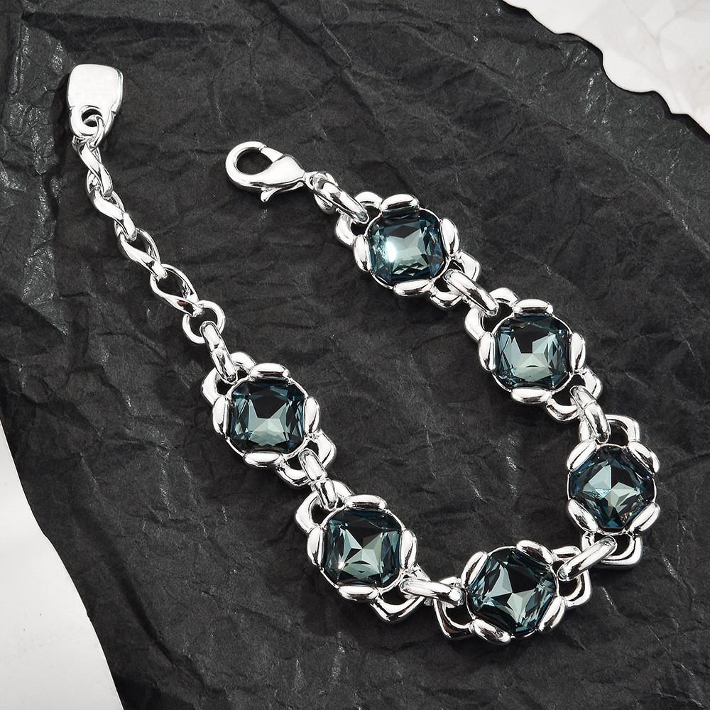 Elegant Flower Pendant Necklace And Chain Bracelet With Length For Women Silver Bracelet