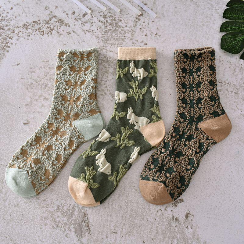 Retro three-dimensional relief socks female medium tube cute Mori series