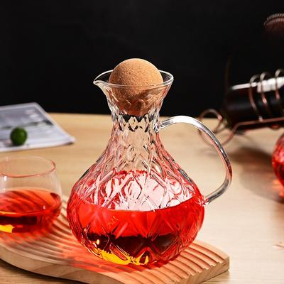 Household High-end Red Wine Jug V-shaped Spout Heat-resistant and Cold-resistant Borosilicate Glass Decanter
