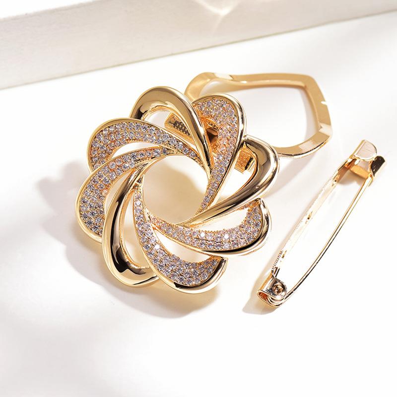 Broșă elegantă cu diamante și cataramă de eșarfă - Broșă versatilă de înaltă calitate pentru femei