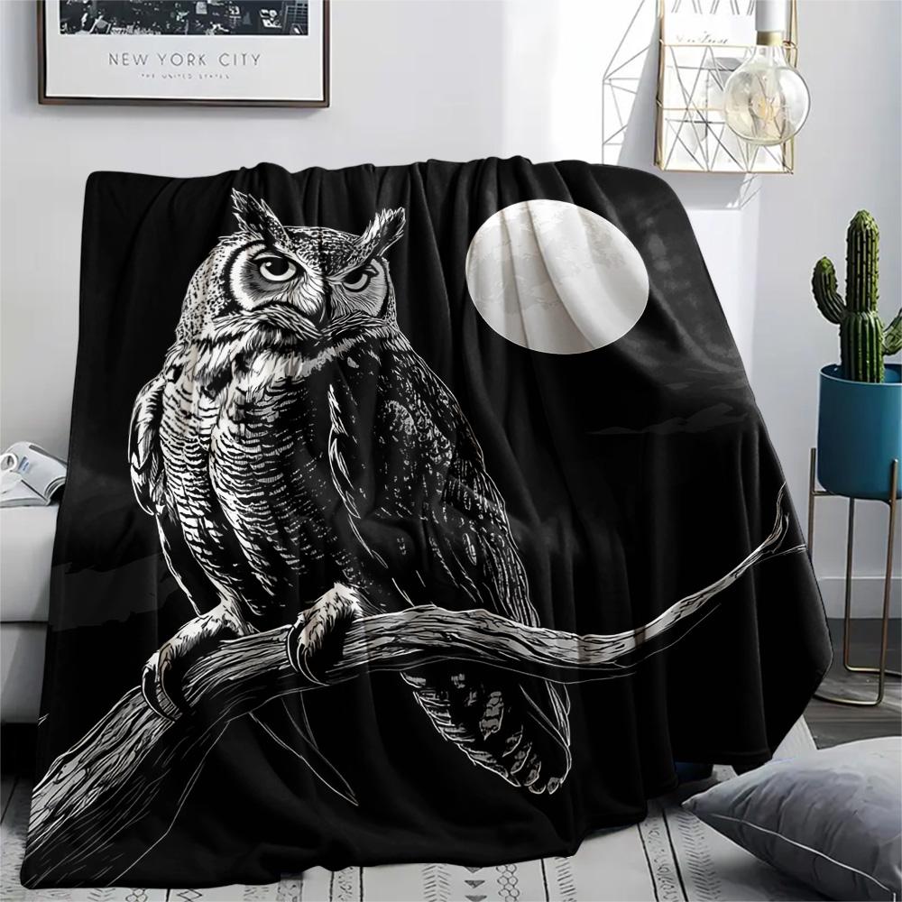 Owl Print Flannel Blanket, High quality Comfortable for All Seasons, Home Decor, Warmth and Comfort, Perfect for Christmas Gifts