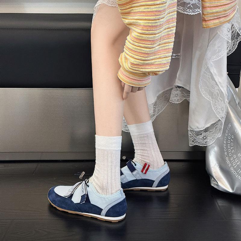 Scarpe Mary Jane con Velcro da donna primavera ed estate nuove in pelle traforata scarpe da ginnastica tedesche bocca bassa non stancano i piedi scarpe casual