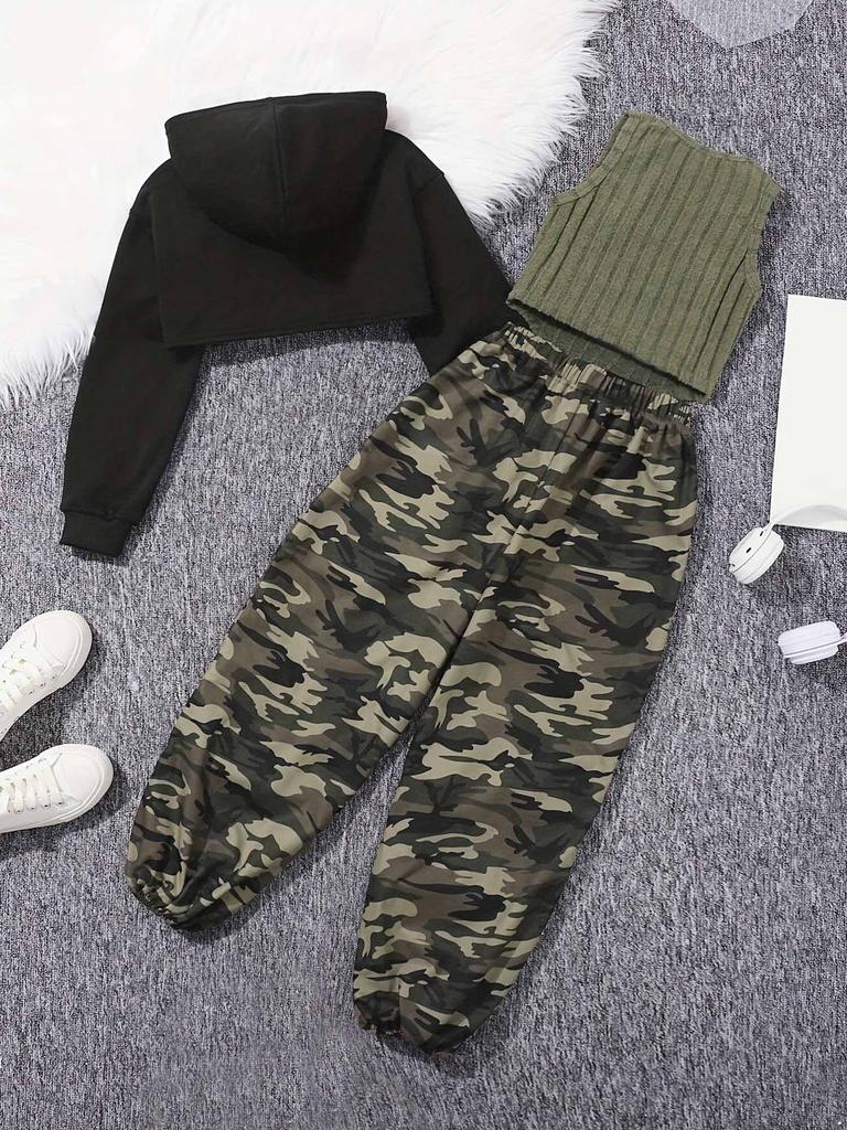 Mädchen 3-teiliges Langarm Cropped Hoodie Schmetterlingsstickerei Unregelmäßiger Saum Gestreiftes Tanktop Camouflage Jogginghose