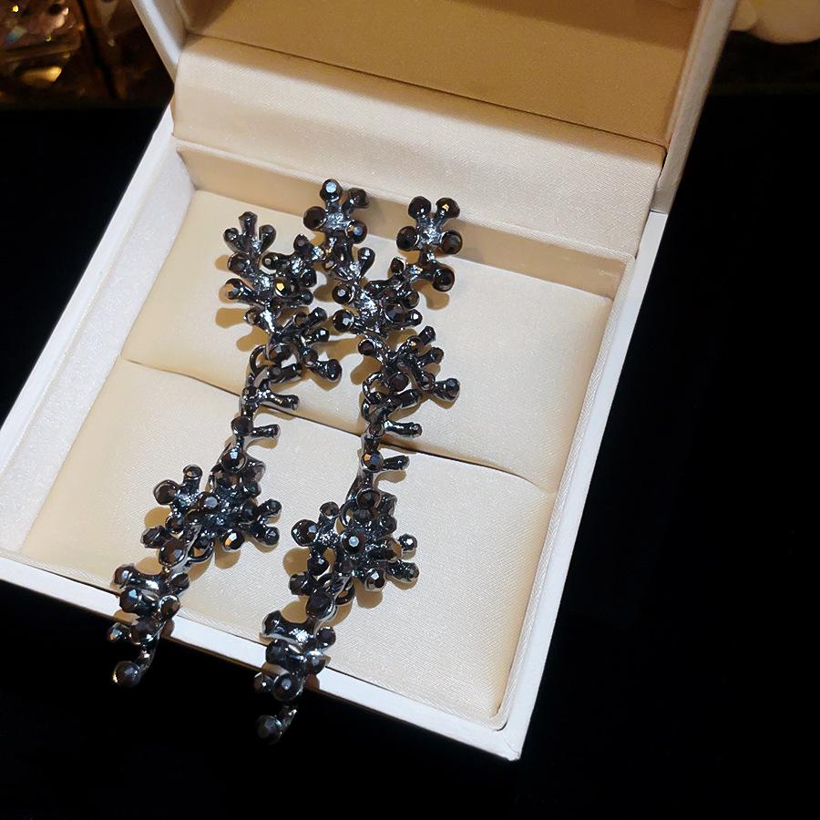 Elegant Silver Rhinestone Tassel Stud Earrings - Geometric Branch Design for a High-End, Unique Style