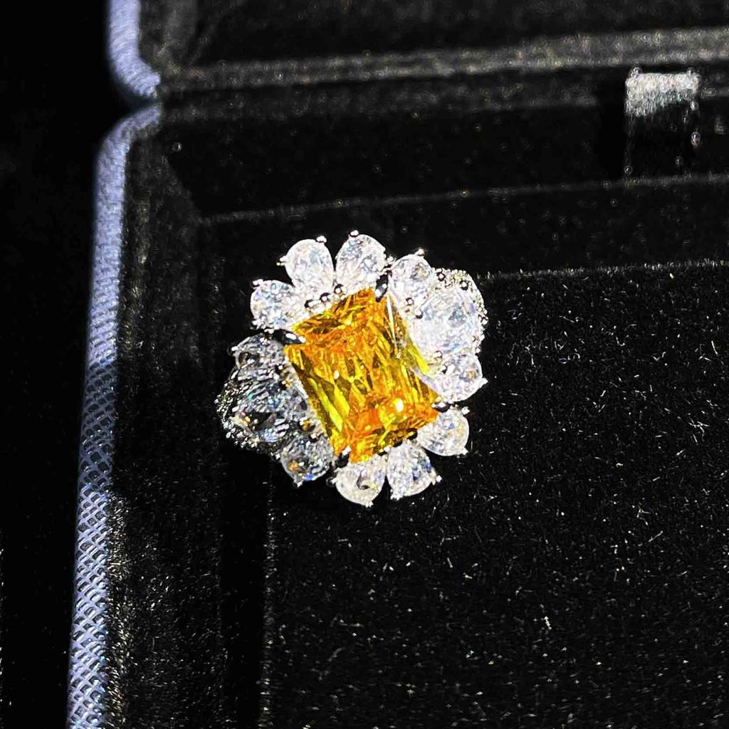 Color Treasure Set, Ascher Yellow Diamond Topa Blue Argyle Pink Square Diamond Ring Stud Earrings Pendant Female