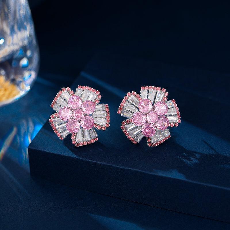 Новые женские серьги-гвоздики с трехмерным цветком, полностью инкрустированные, 2025 розовый