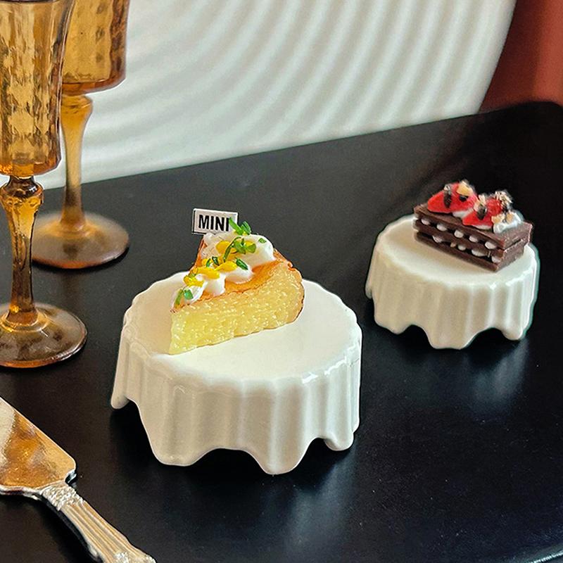 Girl'S Toy Set: 1/12 Scale Dollhouse Miniature Cake Stand, 3 Pieces