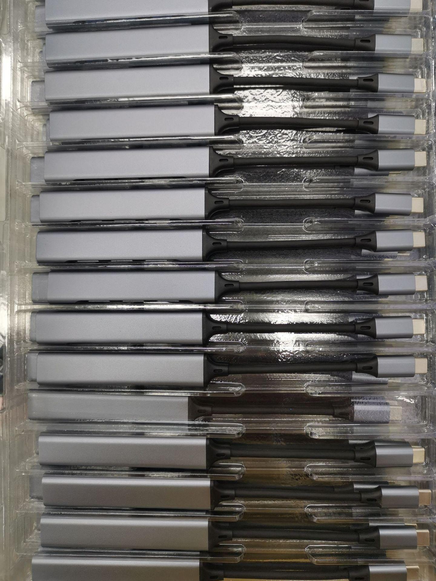 

Концентратор Type-C - USB 3.0 для компьютера, телефона, мыши, клавиатуры и кард-ридера Type-C interface серый