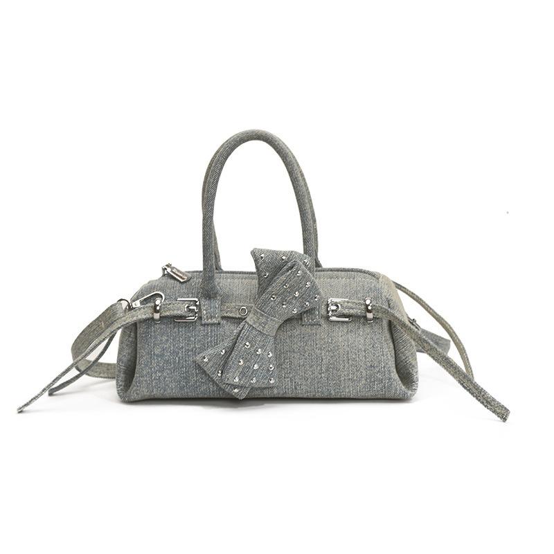 Niche New Portable Pillow Bag Women's Fashion Design Personalized Commuting Leisure Shoulder Messenger Bag