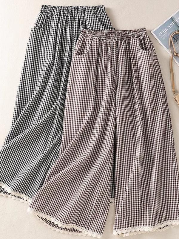 Women's Retro Lace Patchwork Plaid Wide-Leg Pants - Black & White, Casual, Nine-Tenths, Spring/Summer Fashion.