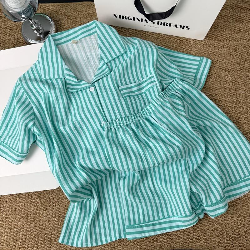 

Korean simple contrasting striped pajamas women s new summer loose lazy short-sleeved shorts loungewear two-piece set M