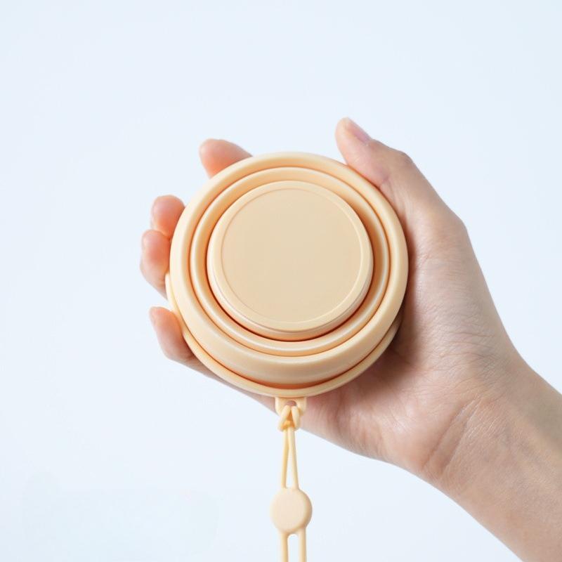 

200ml Portable Travel Silicone Water Cup – Collapsible, Telescopic, Food-Grade Folding Cup for Camping, Hiking, Outdoor Use светло-желтого