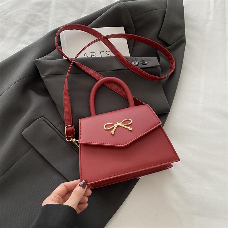 Premium sense portable small square bow bag women's 2025 new fashion shoulder bag versatile messenger bag trend