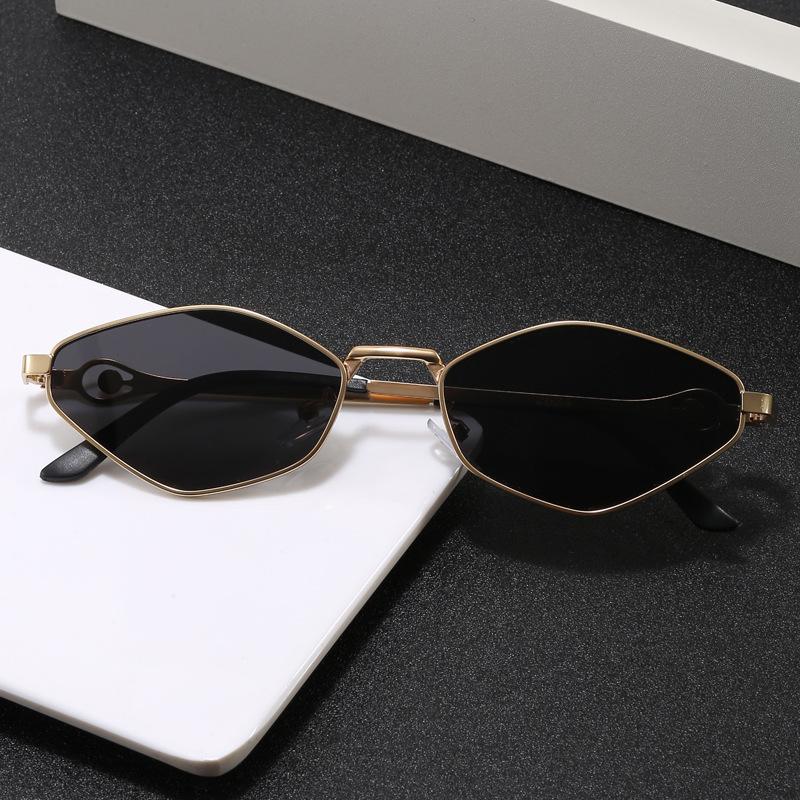New fashionable rhombus metal full frame sunglasses, high-end beach sunshades, simple European and American sunglasses