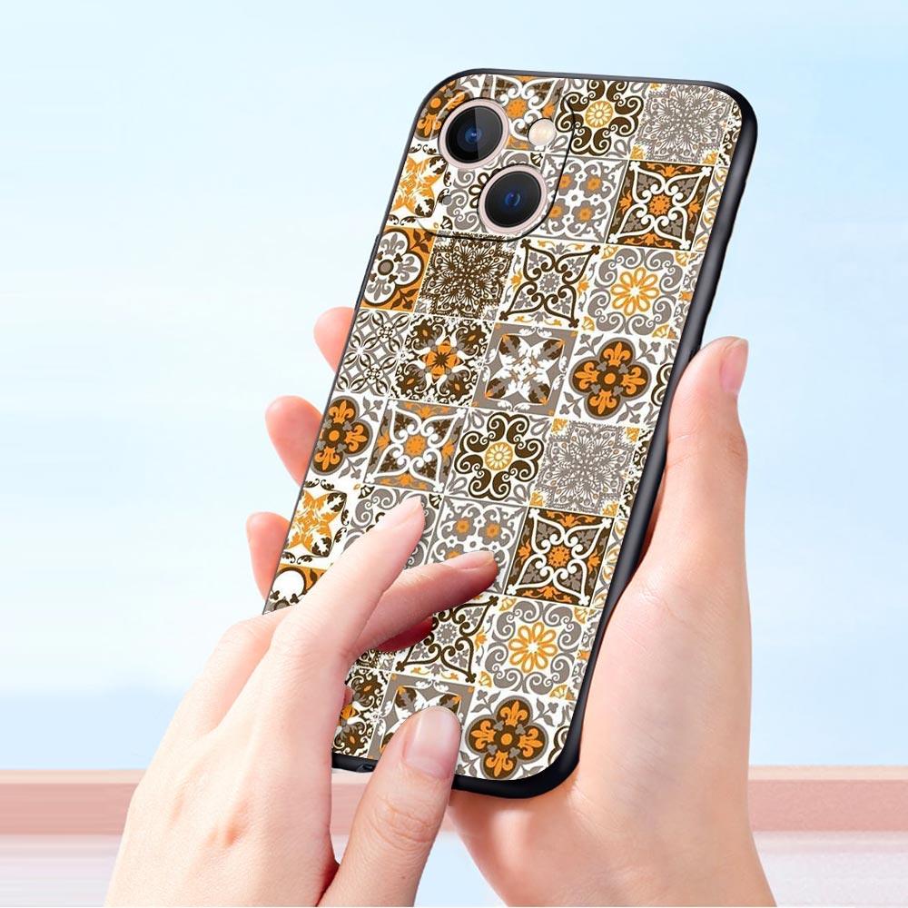 Mandala flower totem Luxury Phone Case For iPhone 13 15 14 12 11 Pro MAX XR X SE XS 7 8 Plus Silicone Black Protection Cover
