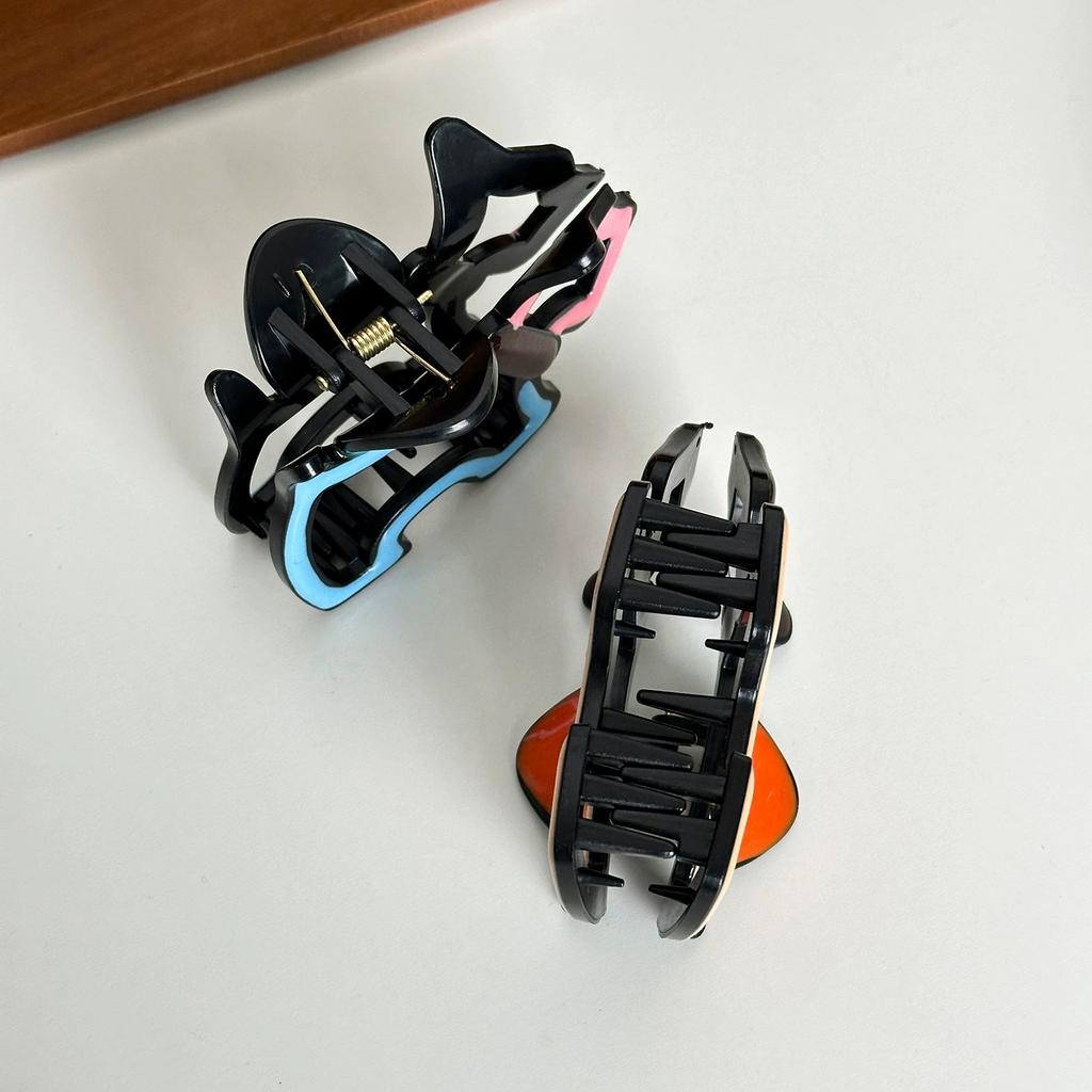 Y2K Cute Dog Hair Claw Clip Colorful Oil-drip Shark Clip Puppy Geometric Hair Clips Women Hair Accessories