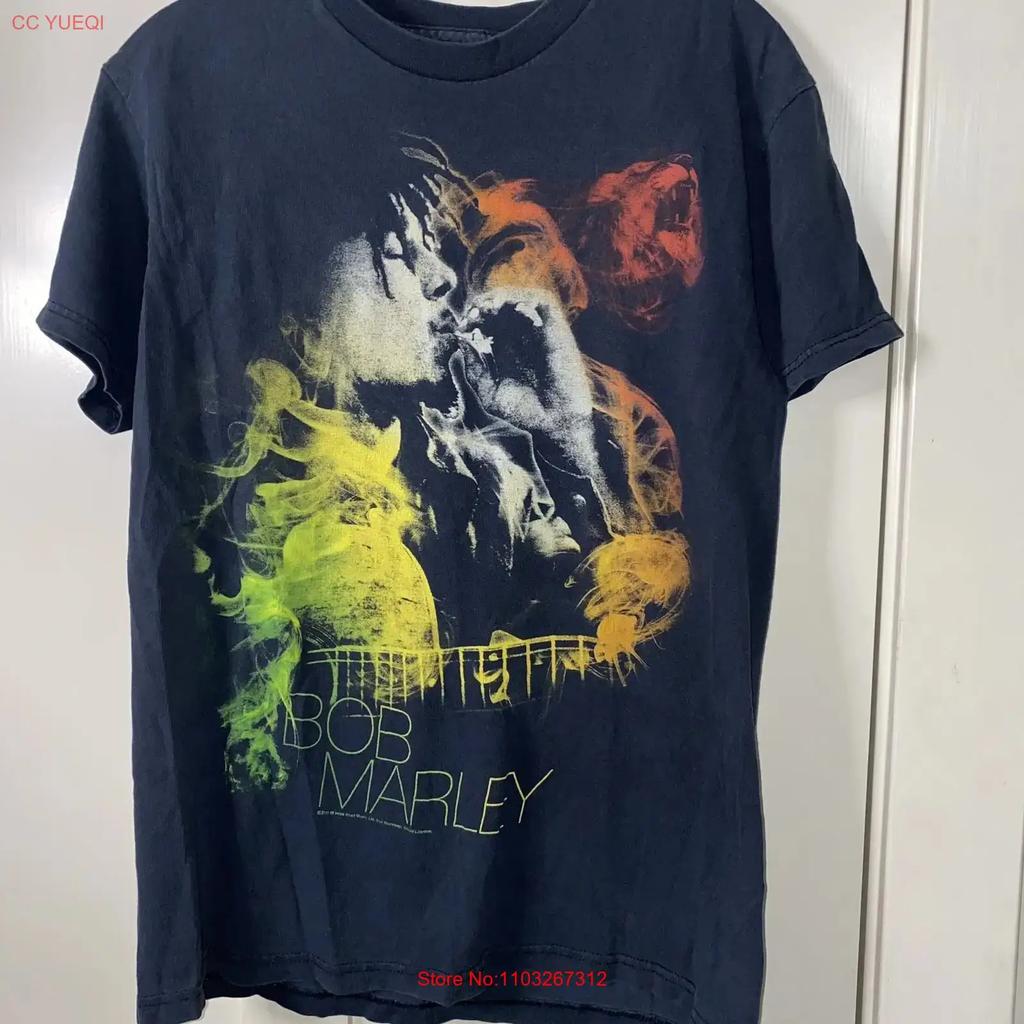 Zion Rootswear Bob Marley Unisexs Size Medium Black Smoke Rasta Reggae T Shirt Vintage Designer Clothes Fashion Slightly