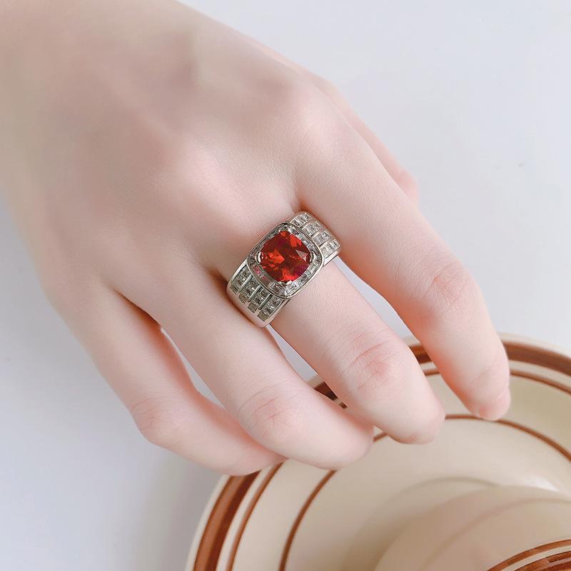 Jewelry Copper Bottom Gold-Plated Simulation Red Corundum Retro Row Ring Female 8 * 8