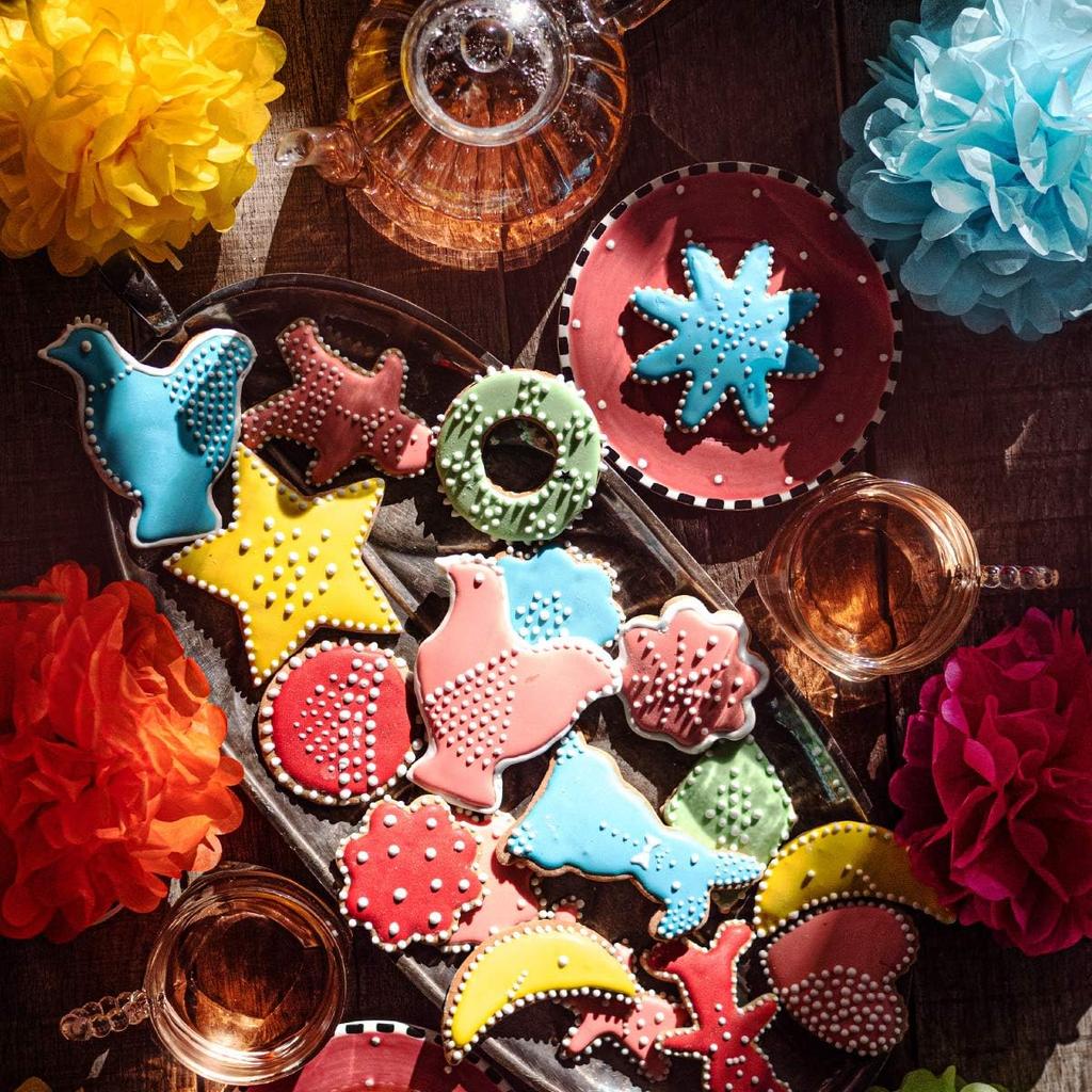 Tissue Paper Pom Poms - Large Tissue Paper Flowers for Fiesta Parties, Baby Shower Decorations, Flower Birthday Decorations and More - Colorful Party