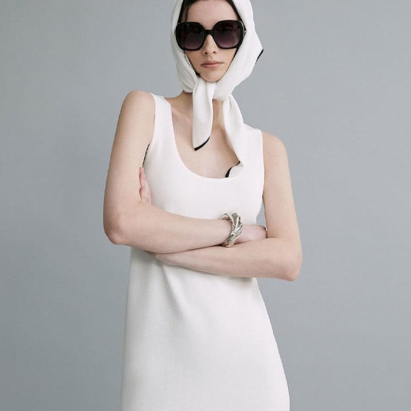 Mare Di Mari Trimming Ponit Scarf White