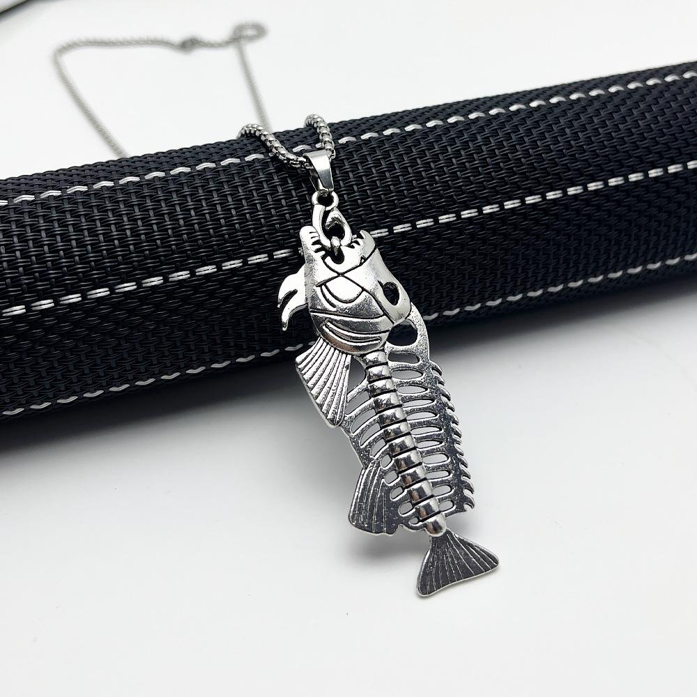 Retro Punk Fish Bone Necklace - Year After Year Timeless Design, Versatile Long Style Accessory