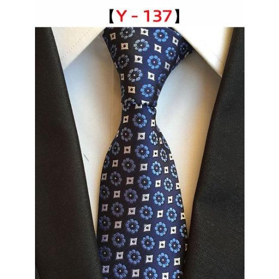 8Cm Polyester Herrenkrawatte Cashew Blumenanzug Krawatte