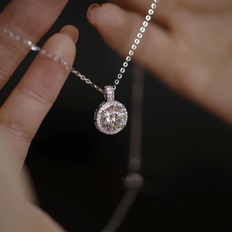 Fashion Style Minimalist Jewelry Zircon Necklace Temperament Sparkling Collarbone Chain Wedding Jewelry Collar Necklace Gift