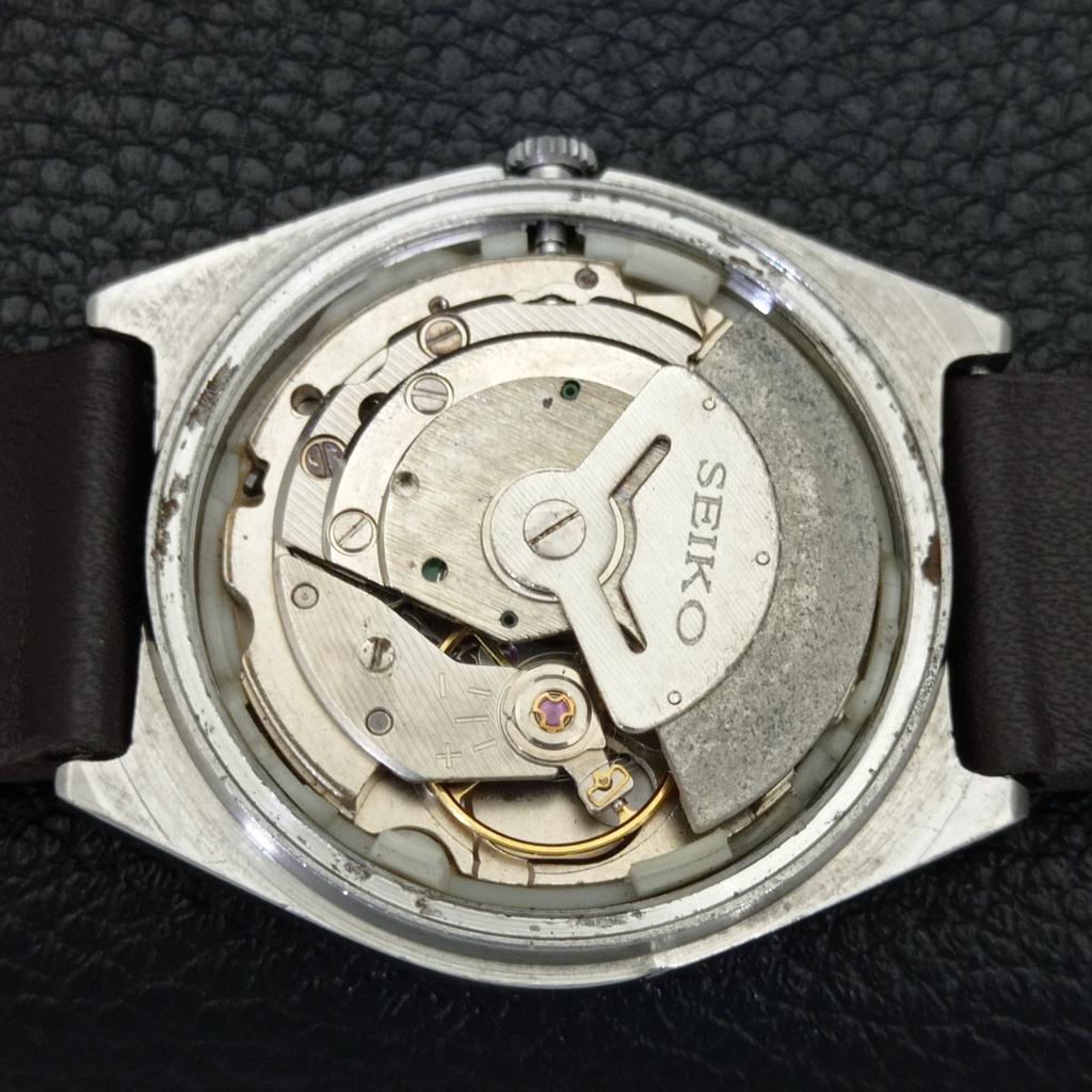 JAPAN VINTAGE SEIKO 5 AUTOMATIC MENS RED COLOR DIAL WATCH a701292-5 R206a-a701292