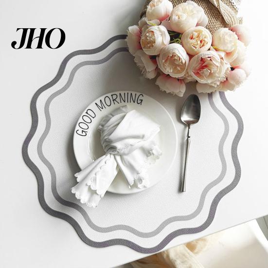 Quick-drying Place Mat Faux Leather Scalloped Placemat Heat-Resistant Non-slip Heat Insulation Reversible Waterproof Dining Table Protection