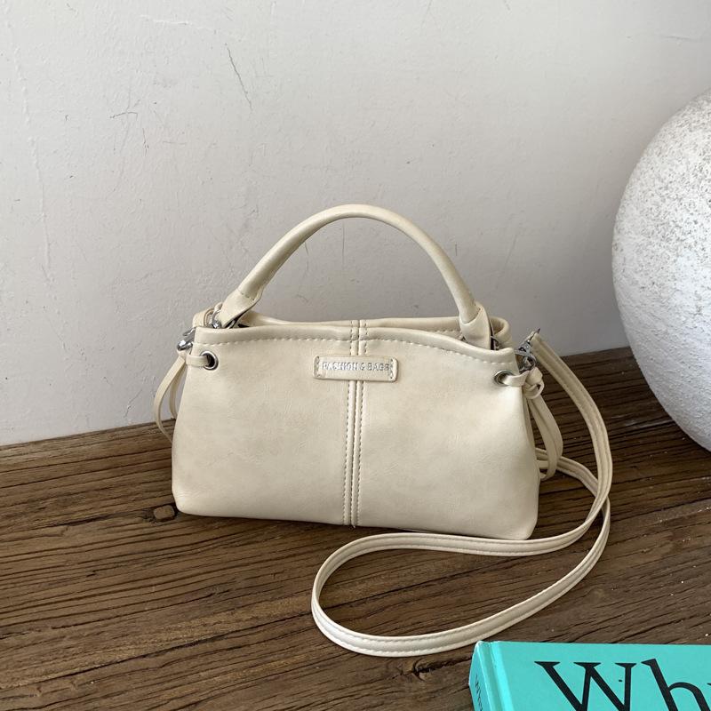 

Crossbody bag simple fashion versatile commuter shoulder bag retro large capacity dumpling bag бежевый
