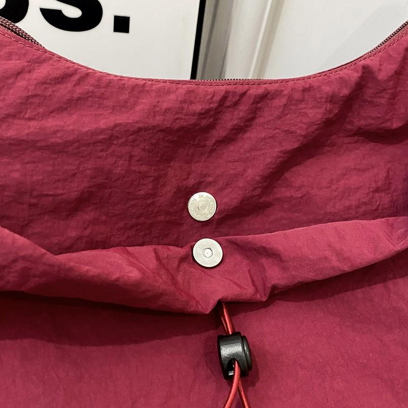 Pleated Drawstring Lightweight Shoulder Bag Women's Vintage Dumpling Bag Large Capacity Commuter Crossbody Bag