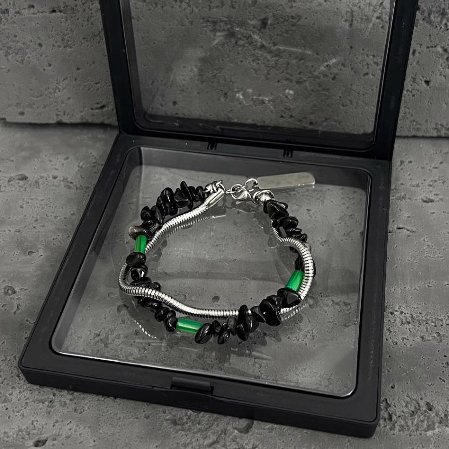 Retro Black Crushed Stone Double Layer Snake Bone Bracelet for Men and Women - Trendy Hip Hop Couple Jewelry with a High-End Feel.