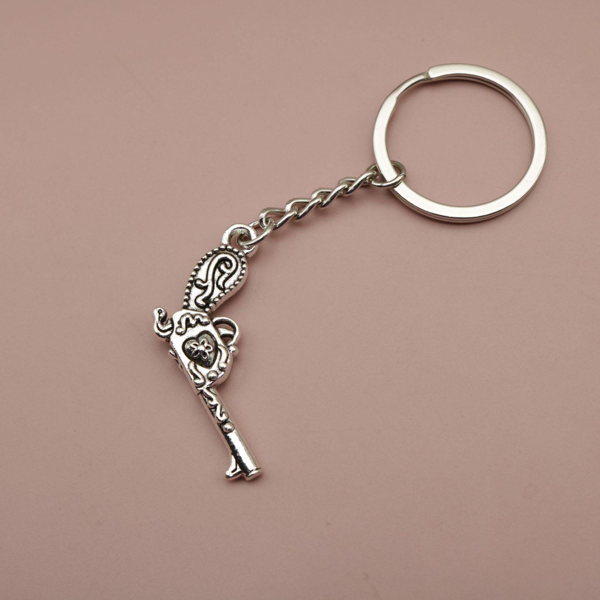 Simple Pistol Keychain Pendant серебряный