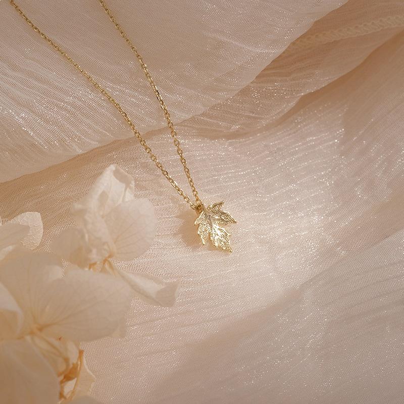 Sterling Silver Maple Leaf Necklace - Korean Style Minimalist Collarbone Chain Pendant for Women