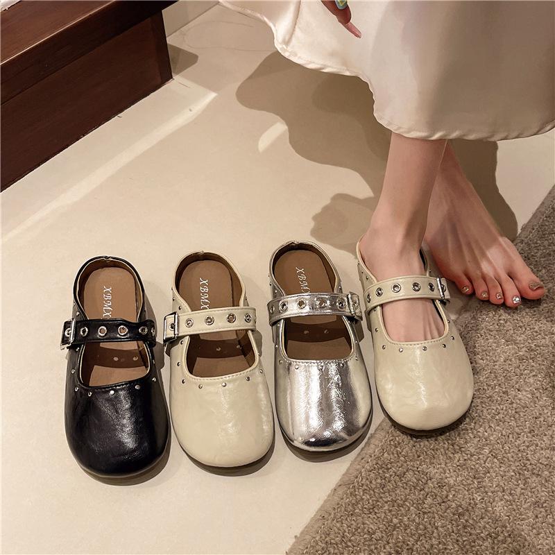 Mules à boucle à un mot pour femmes 2025 nouveau printemps à semelle plate demi-traînante jupe à enfiler chaussures simples à semelle souple