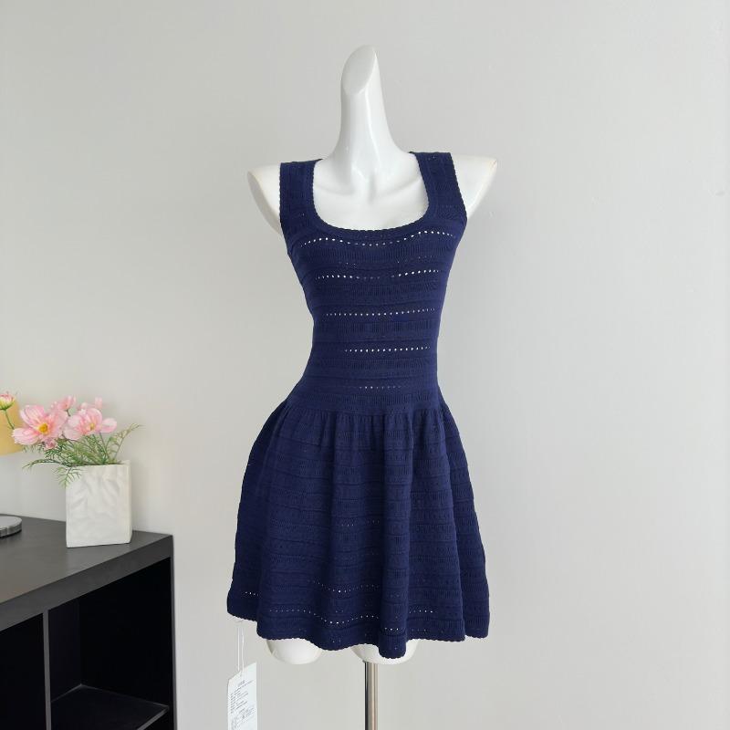 

New Sweet Slim Fit Women s Knitted Dress U Neck Fashionable Short Slim Fit Skirt A Line Elegant Sleeveless Dress Suitable for Casual Party Short Dress L синій