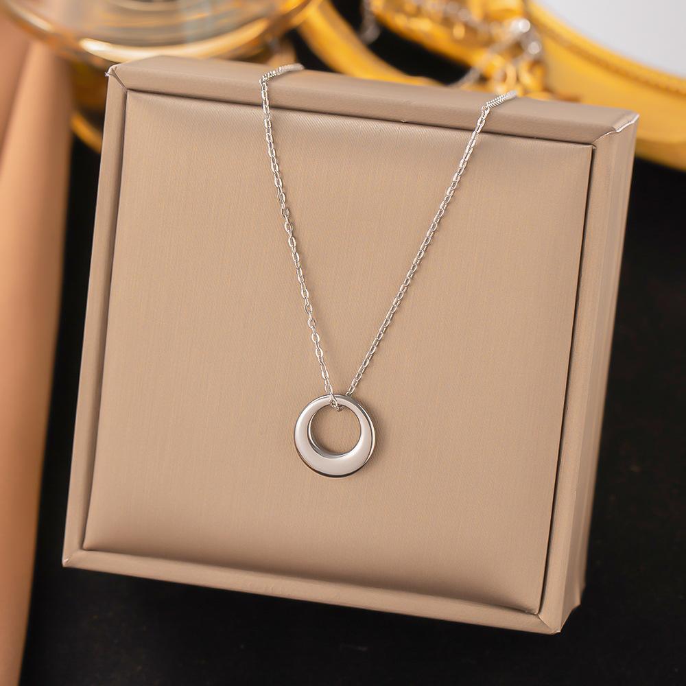 

Fashion Geometric Circle Pendant Necklace For Women Girl Stainless Steel Minimalist Clavicle Chain Birthday Gift New срібний
