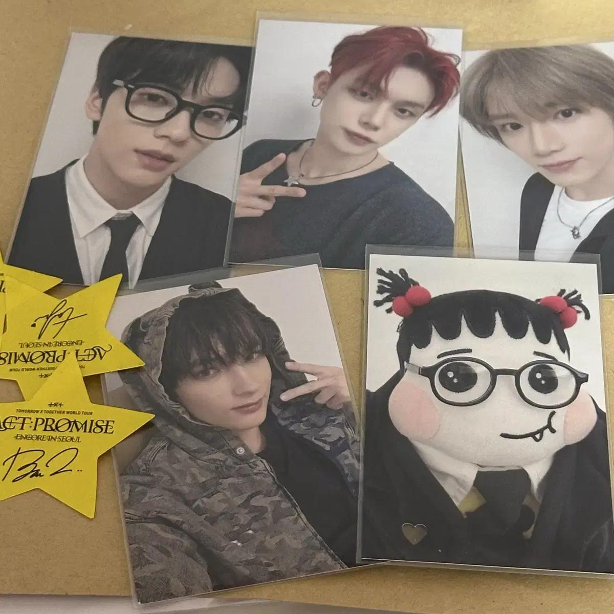 

Tomorrow X Together Photo Card Horn Bus Moazon Concert
