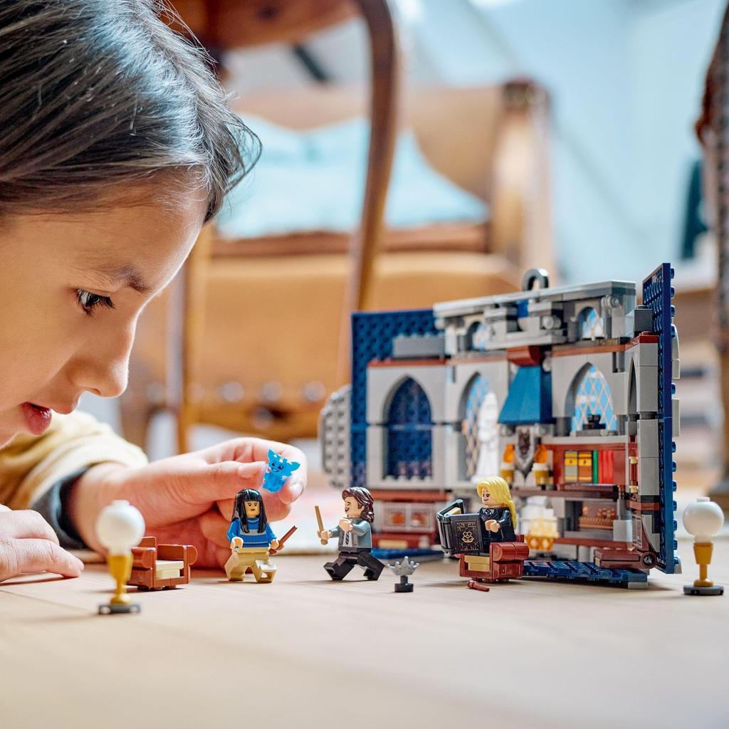 LEGO Emblema pentru cămin Harry Potter Ravenclaw 76411 Bloc de jucărie Cadou Interior Fantezie Băieți Fete 9 ani și peste (TM)