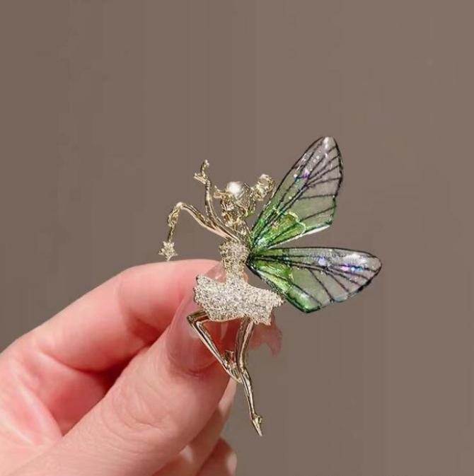 Women Fashion Panda Pins Elegant Exquisite Bird Multifunctional Flower Brooch Best Party Gift Butterfly Jewelry
