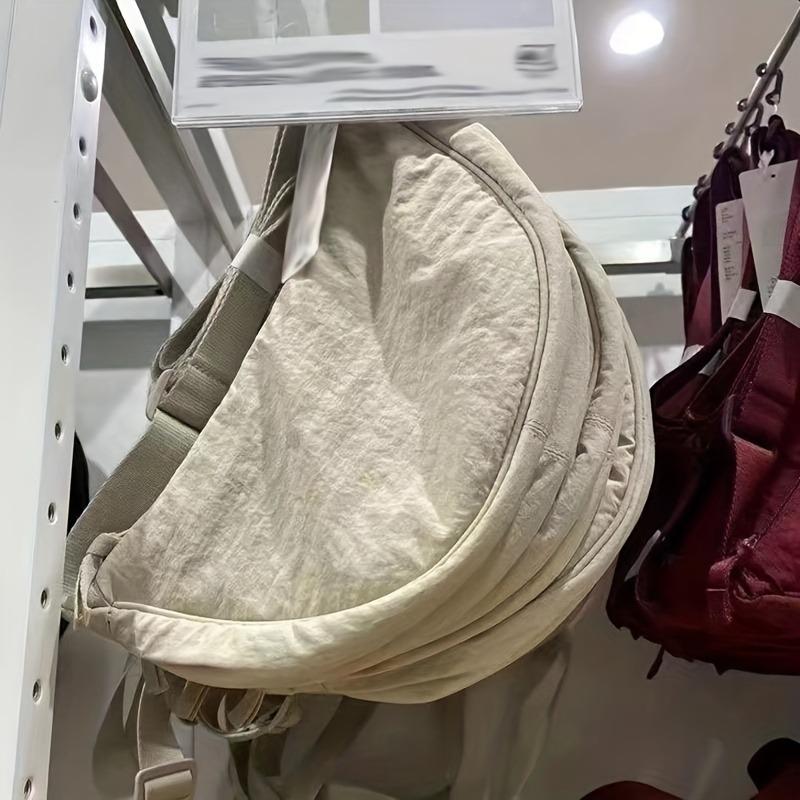 Casual Minimalist Crescent Zipper Shoulder Bag, All-Match Versatile Handbag For Daily Use, Sports Bag